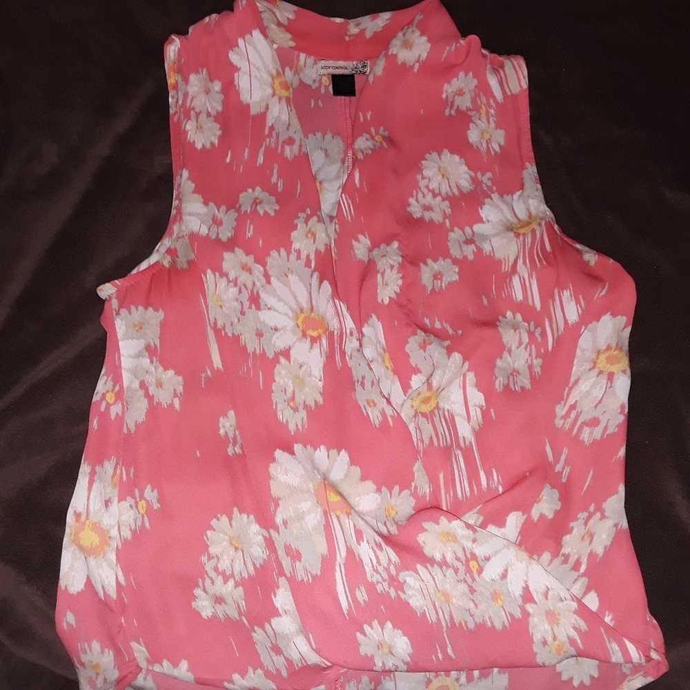 Body Central sleeveless shirt.